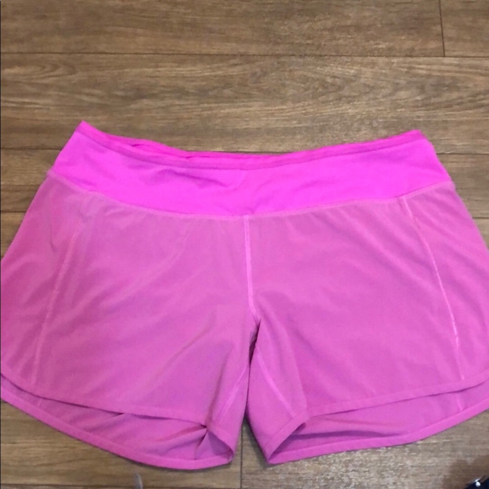 Size 8 lulu speed shorts 4”